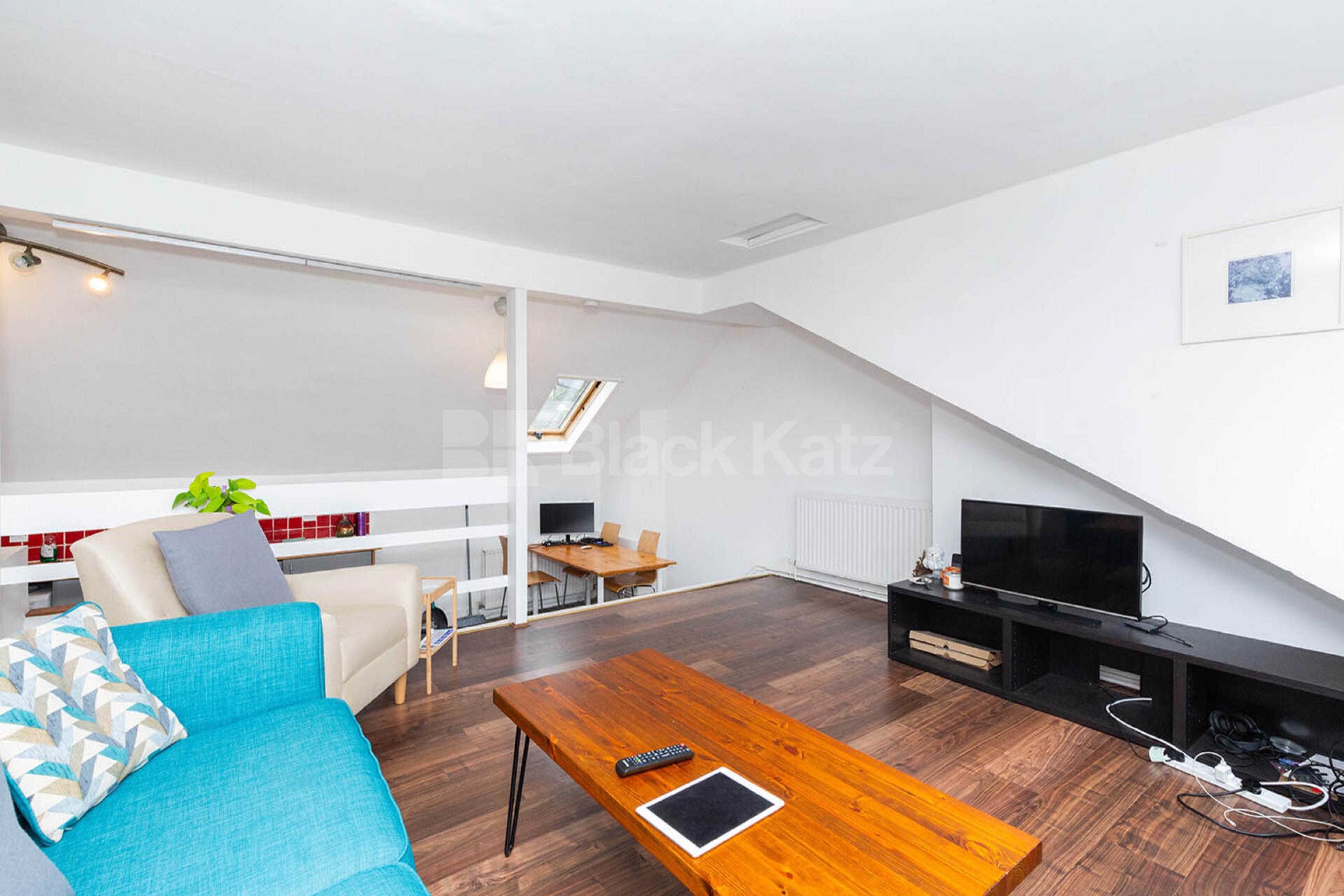 Top floor 2 bedroom property within a period conversion in Muswell Hill Methuen Park, Muswell Hill  N10